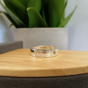 Ashes inclusion ring