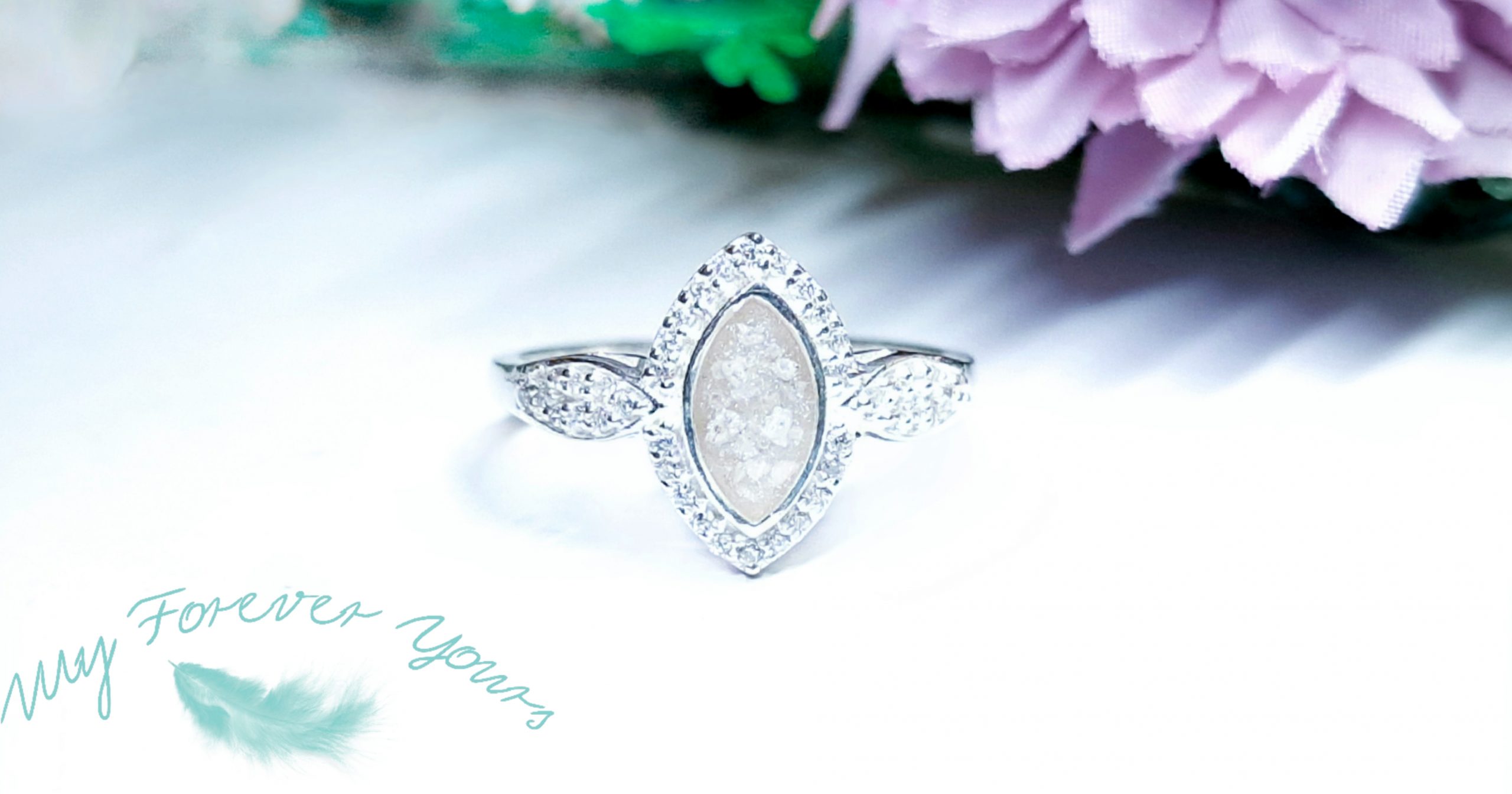 Cremation Ashes Ring Hera